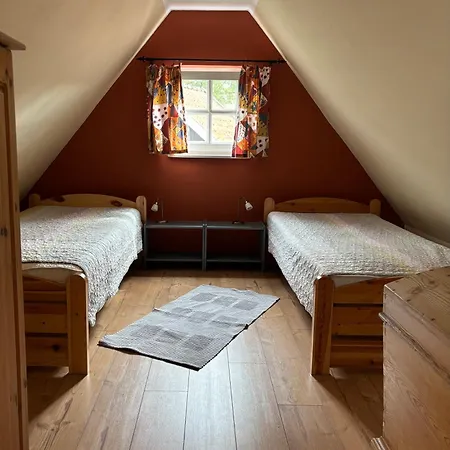 بيت للعطل Am Wald Mit Klavier, Holzofen, Sauna *