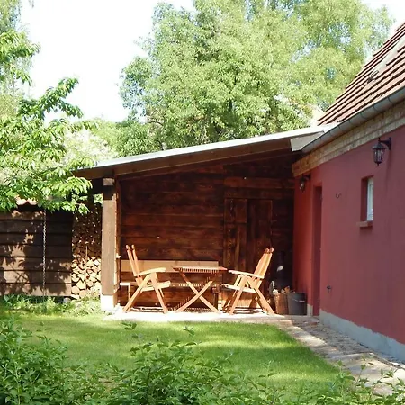 Prázdninový dům Am Wald Mit Klavier, Holzofen, Sauna